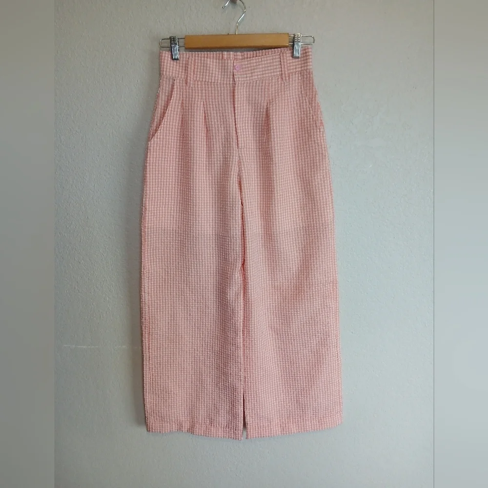 💚5/$25 Pink & White Gingham High-Waisted Wide Leg Pants By Take It Vintage